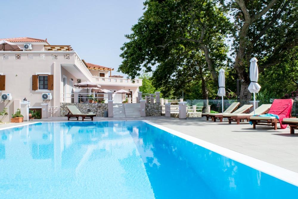 Sea And Creek Villa Кателиос Екстериор снимка