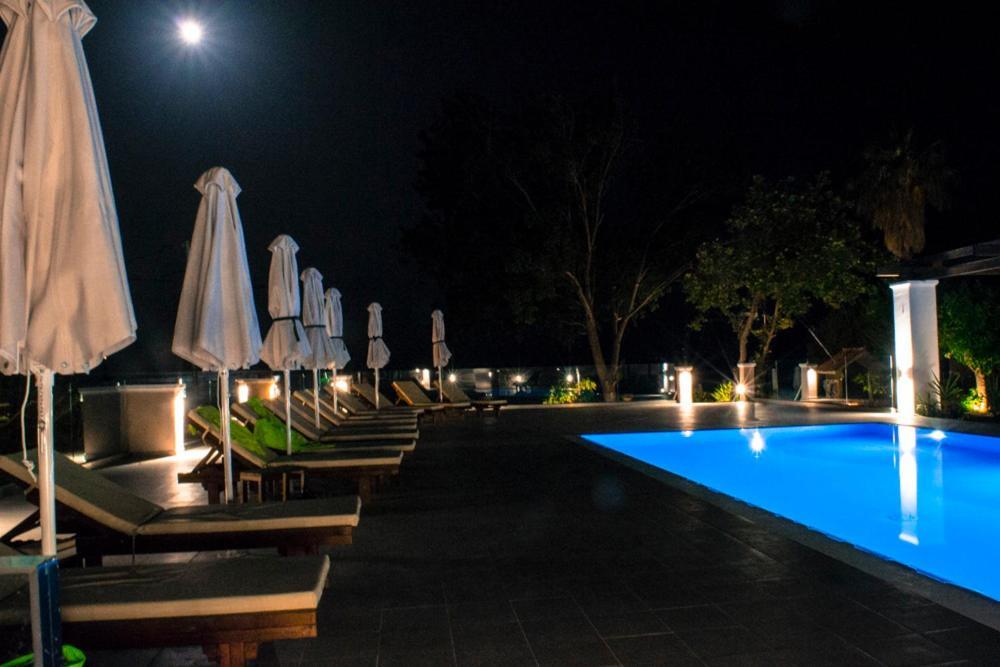 Sea And Creek Villa Кателиос Екстериор снимка