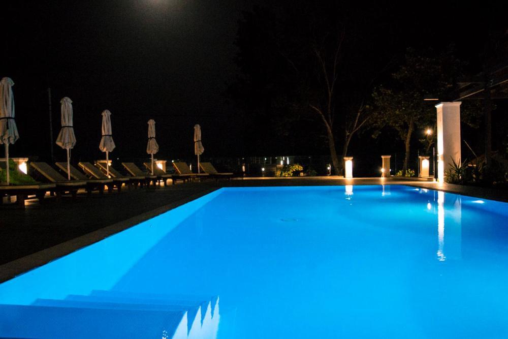 Sea And Creek Villa Кателиос Екстериор снимка