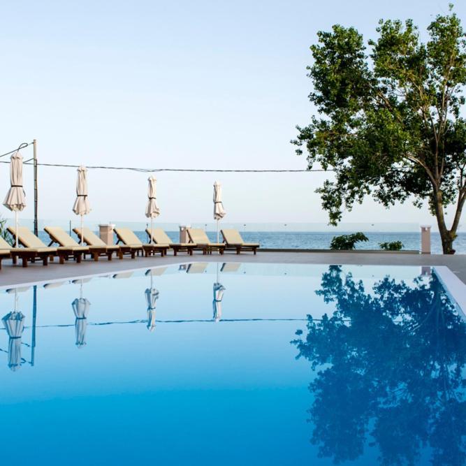 Sea And Creek Villa Кателиос Екстериор снимка