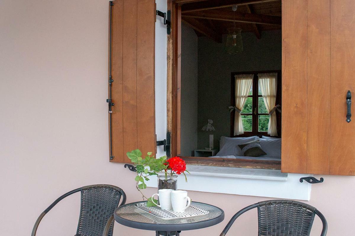 Sea And Creek Villa Кателиос Екстериор снимка