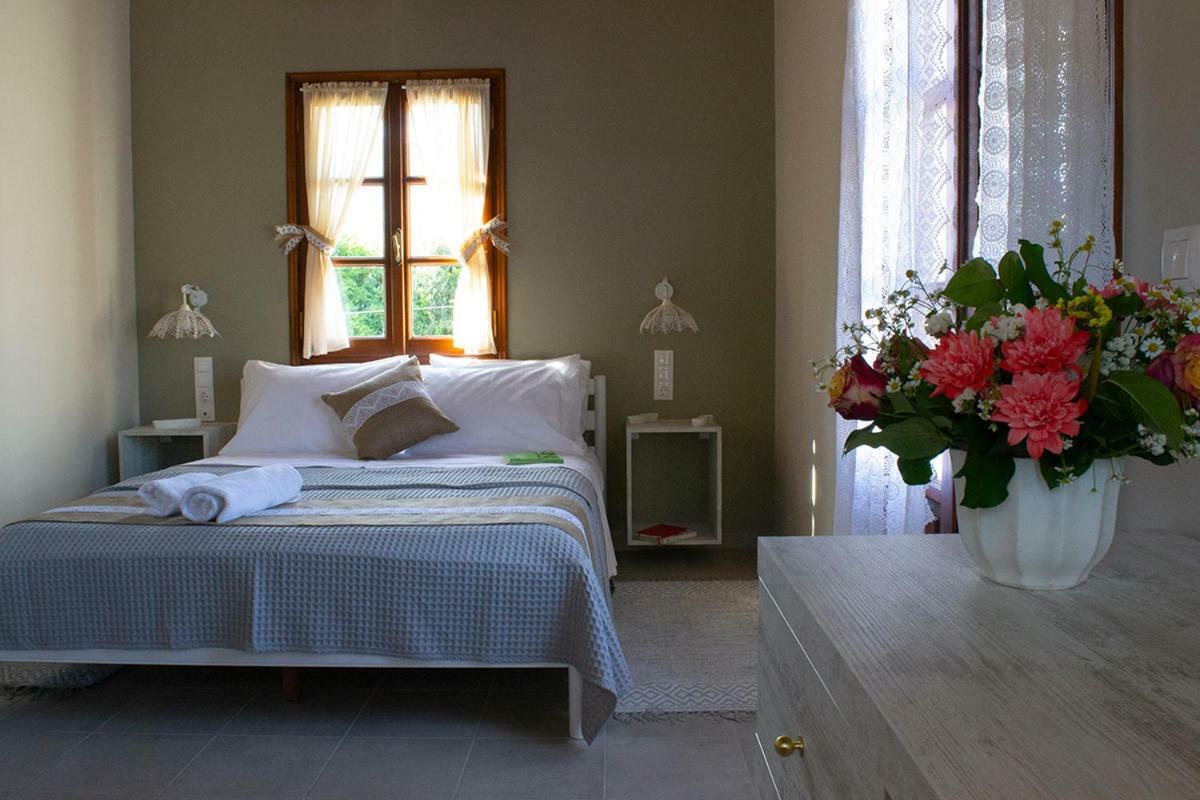 Sea And Creek Villa Кателиос Екстериор снимка
