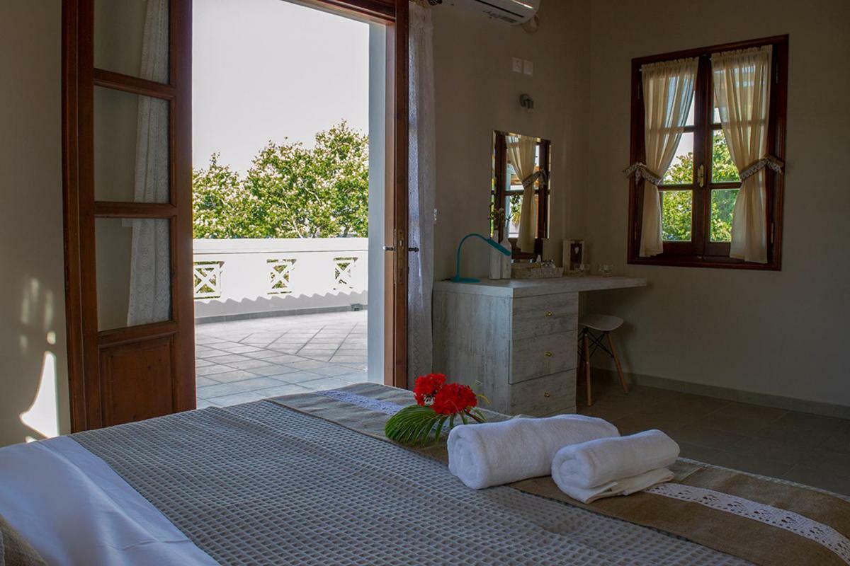Sea And Creek Villa Кателиос Екстериор снимка