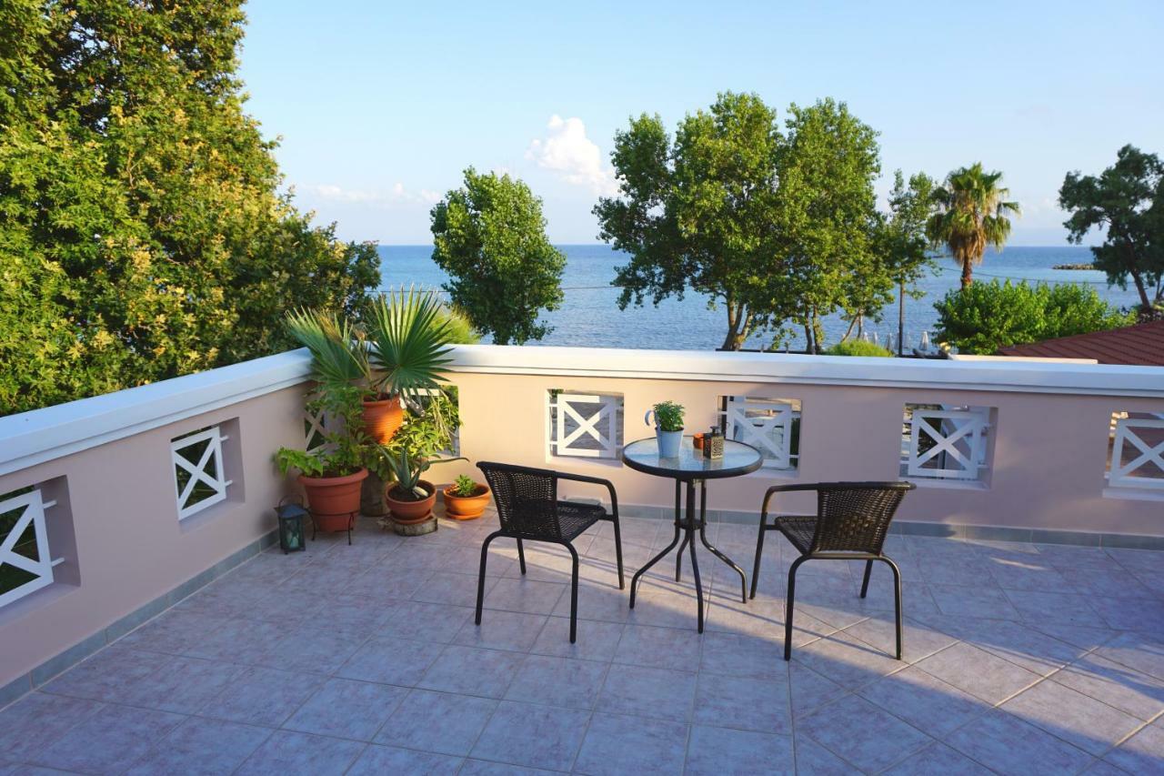 Sea And Creek Villa Кателиос Екстериор снимка